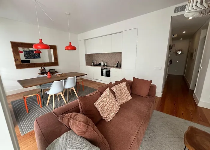 Appartamento Sol Ao Castelo - Downtown W Pool, Terrace, Parking Lisbona