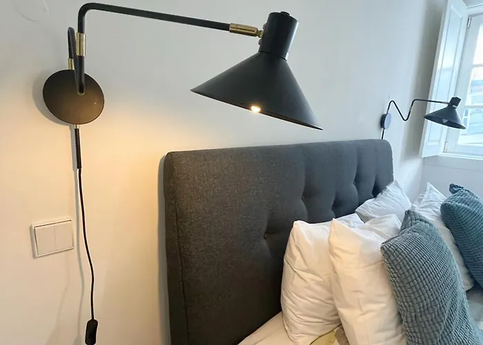 Apartament Sol Ao Castelo - Downtown W Pool, Terrace, Parking Lizbona