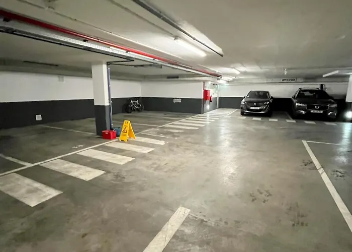 Sol Ao Castelo - Downtown W Pool, Terrace, Parking